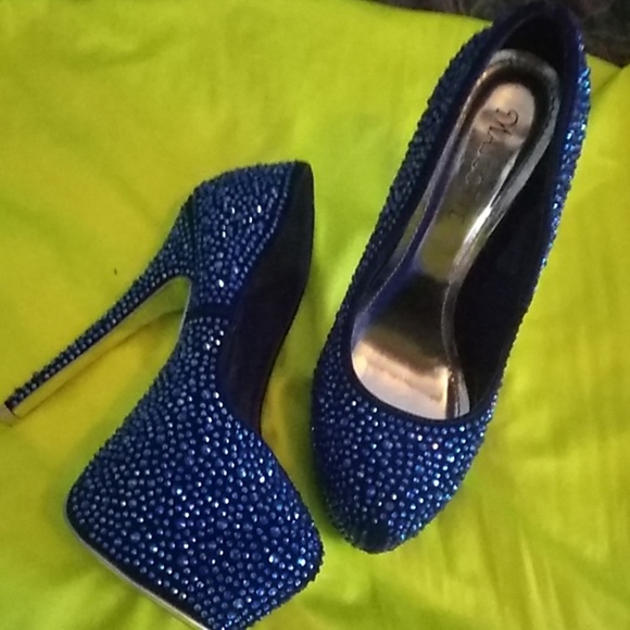 $25 - Picture 2 of 4